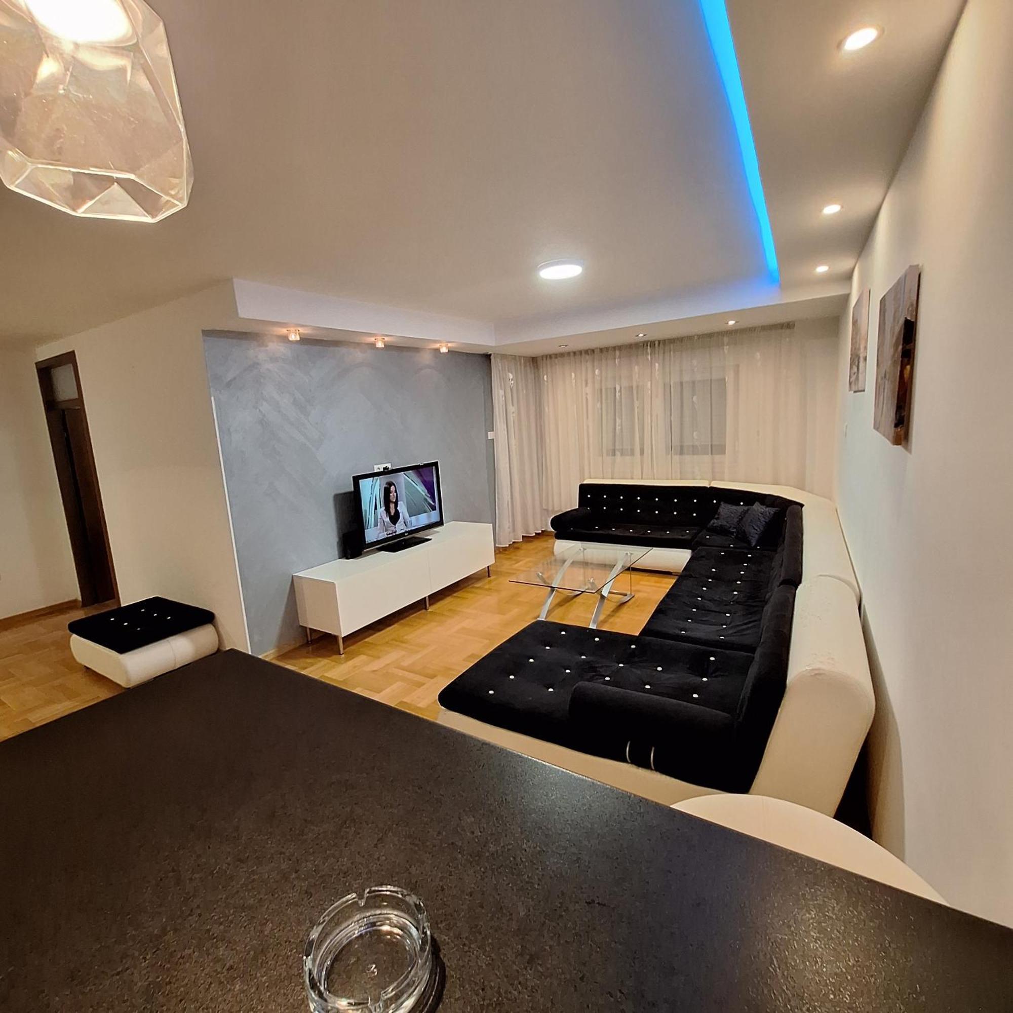Luks Apartment バニャ・ルカ エクステリア 写真
