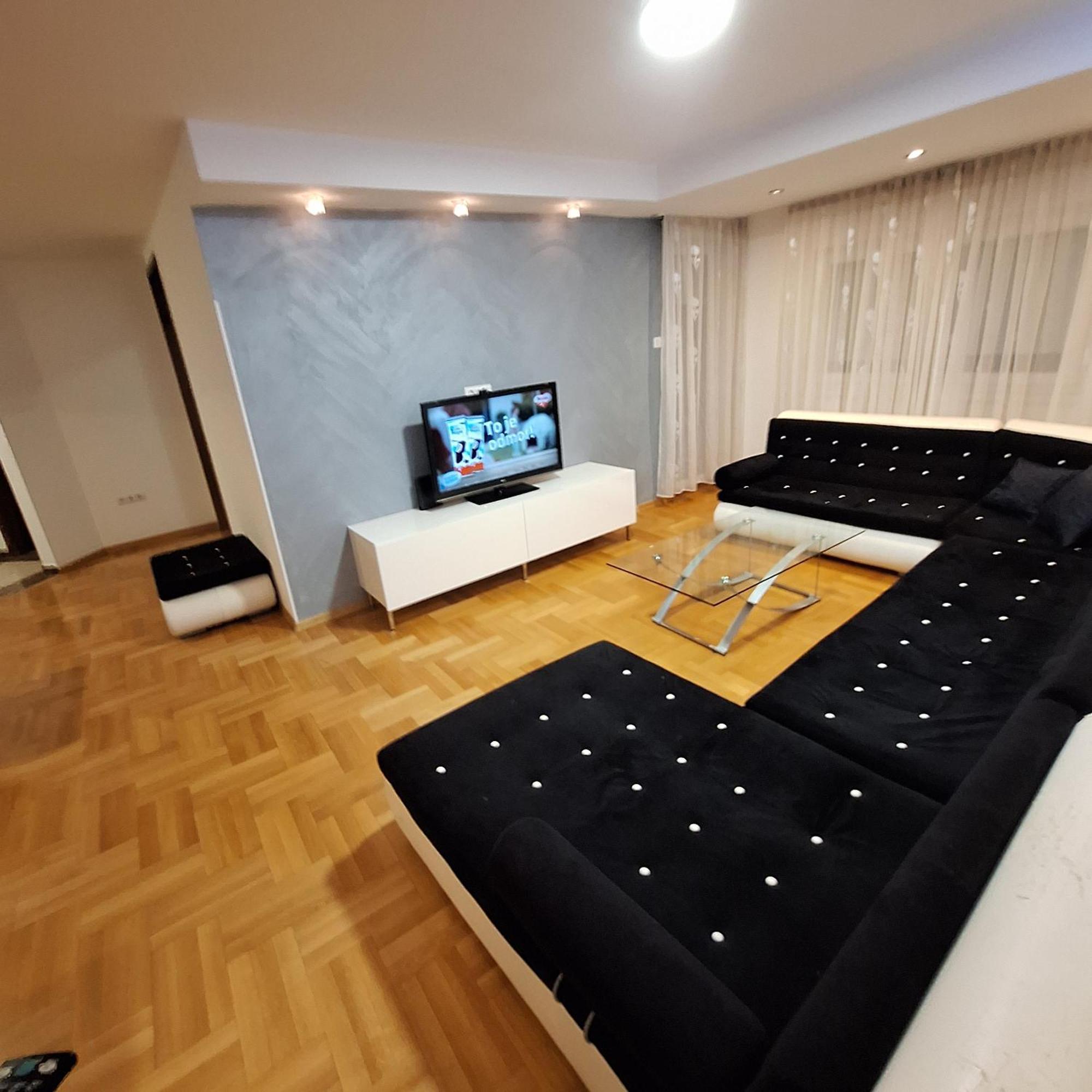 Luks Apartment バニャ・ルカ 部屋 写真